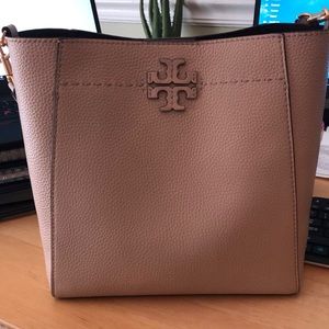 tory burch mcgraw hobo devon sand